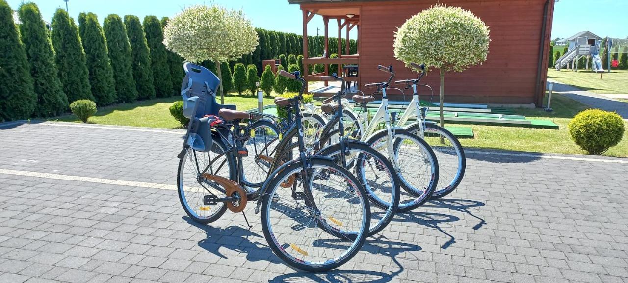Domki Letniskowe Holiday Ustronie Morskie Exteriör bild